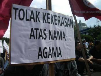 Agama Menjadi Sumber Konflik?